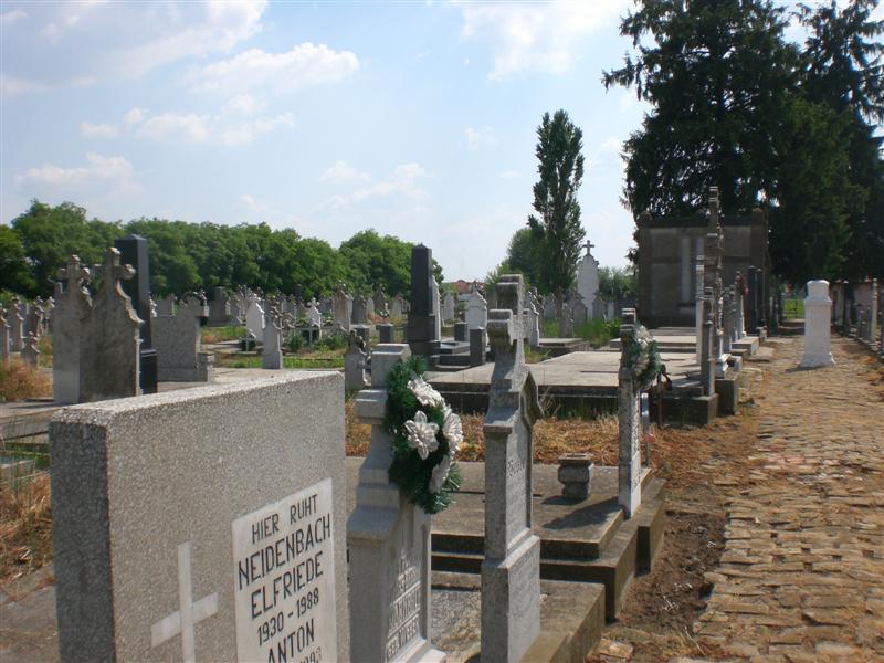 19_05_11 Friedhof GrJ (17)