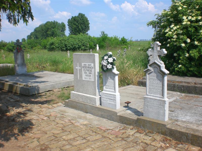 19_05_11 Friedhof GrJ (23)