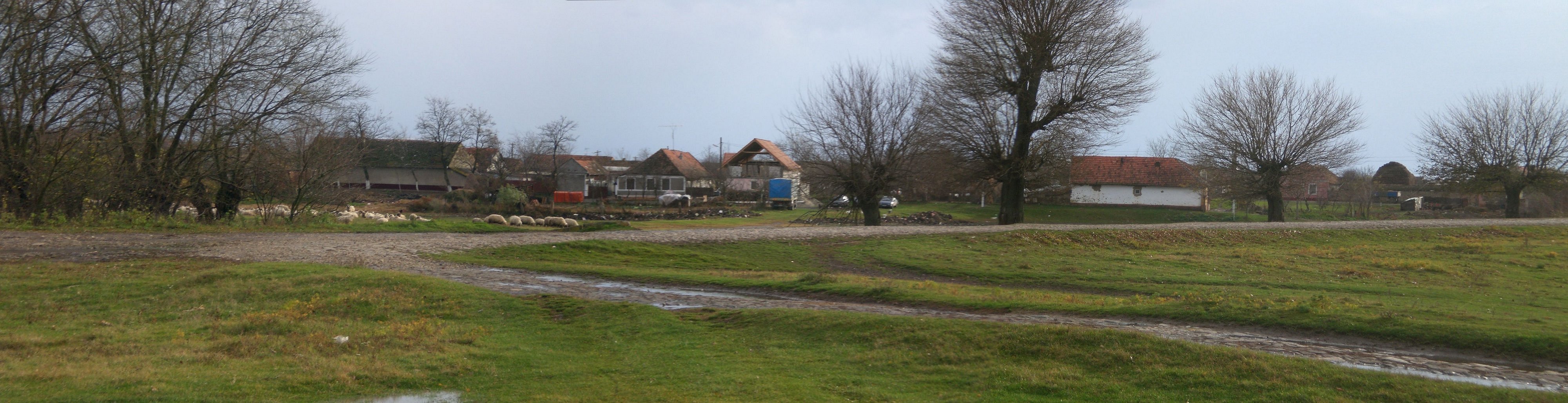 Panorama Dorfrand GrJ aus Ri Friedhof