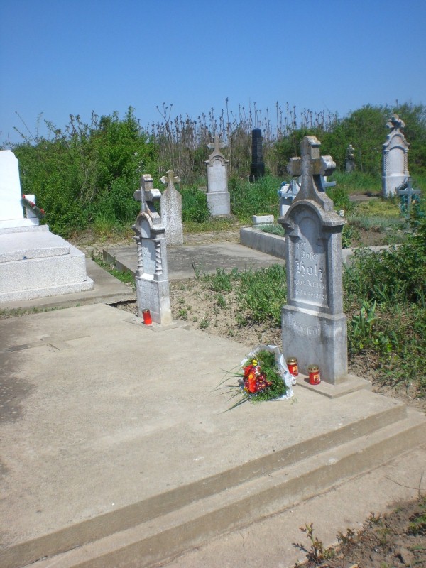 22_04_13 Grab Holz KlJ (4)